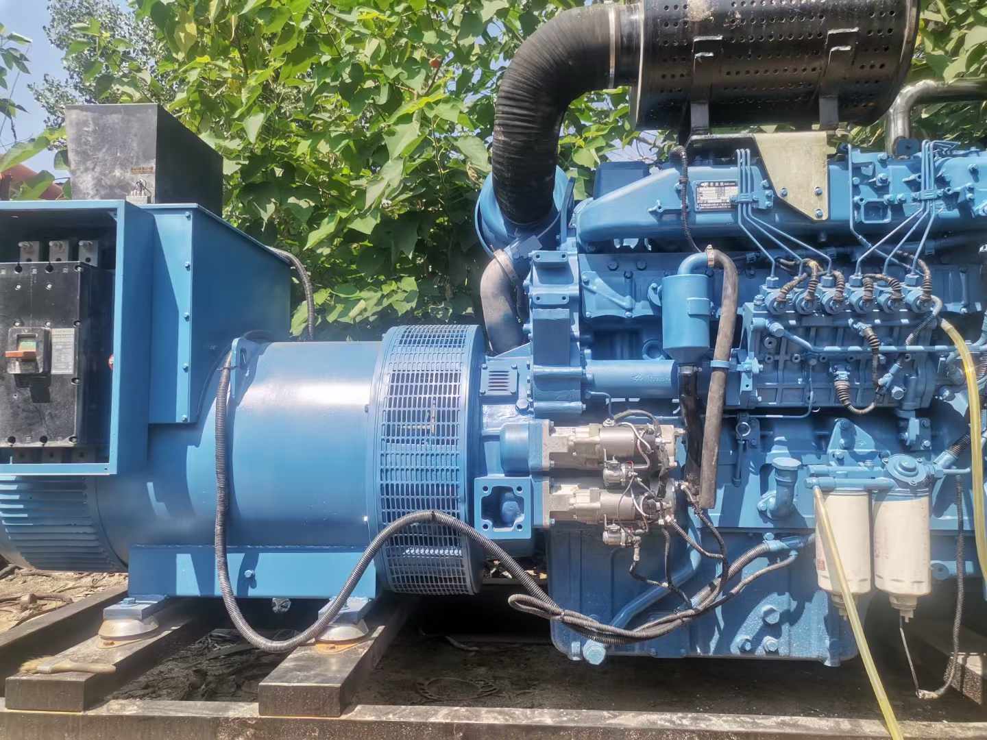 汉川详细说明降低 800kW 柴油发电机输出电流波动的方法