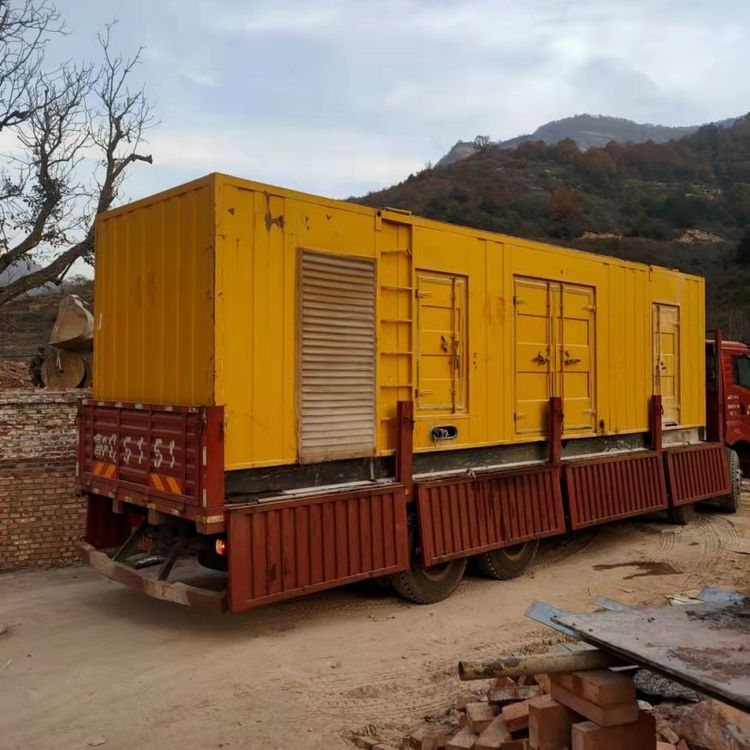 汉川200kW 发电机组在带电阻性负载时，输出功率会受到哪些因素的影响？
